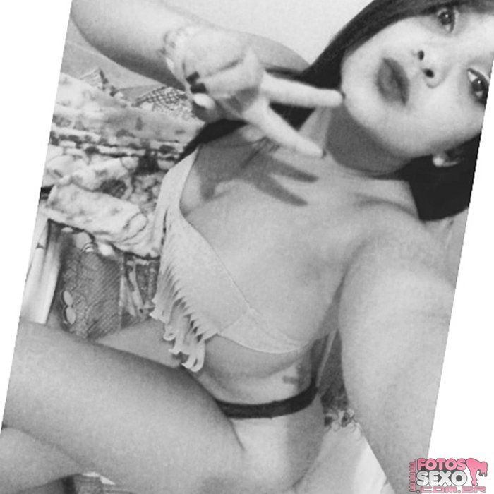 Monica Santos, a novinha safada do faceboo 12