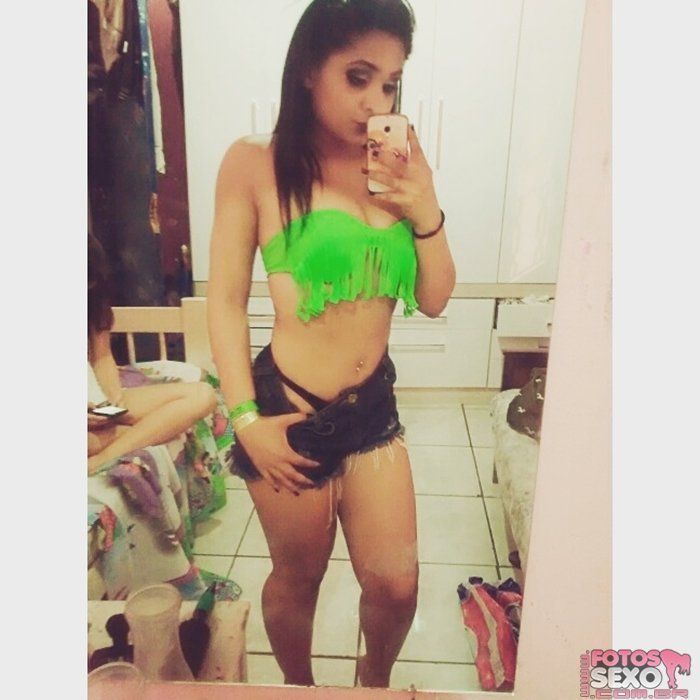 Monica Santos, a novinha safada do faceboo 13