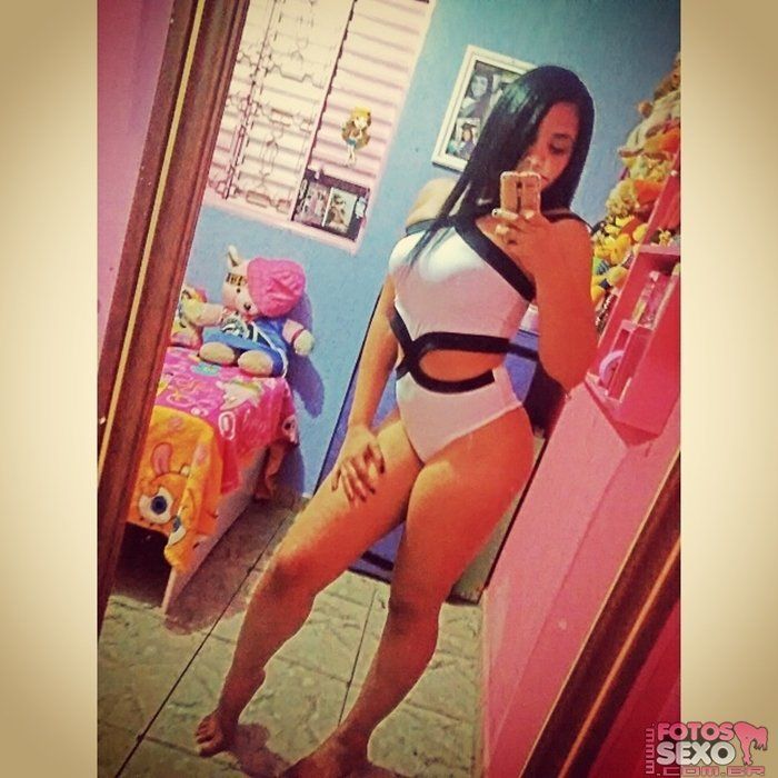 Monica Santos, a novinha safada do faceboo 20