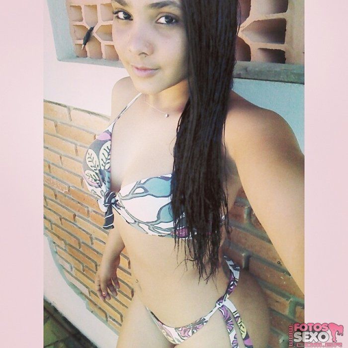 Monica Santos, a novinha safada do faceboo 32
