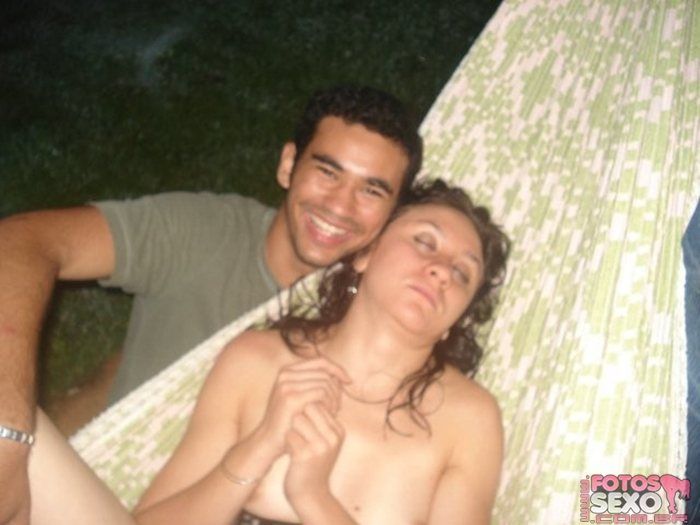 Safadinhas bebadas trepando gostoso com primos 30