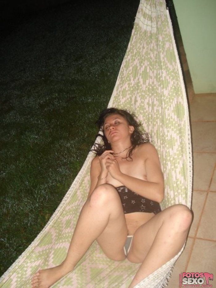 Safadinhas bebadas trepando gostoso com primos 40